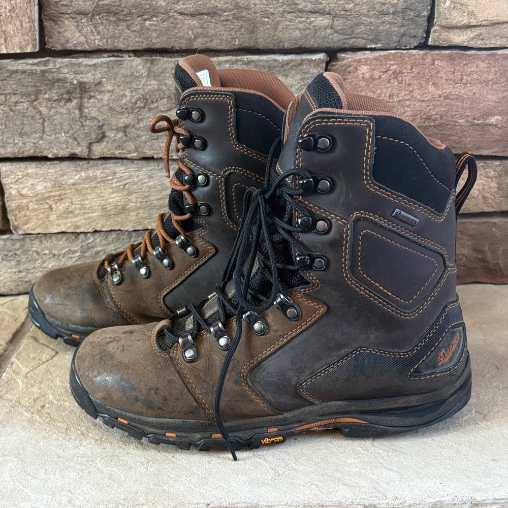 Danner sz 9.5 gortex lace up work boots